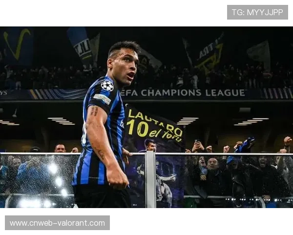 国际米兰警惕佛罗伦萨反击节奏 劳塔罗肩负进攻核心重任 国际米兰警惕佛罗伦萨反击节奏 劳塔罗肩负进攻核心重任